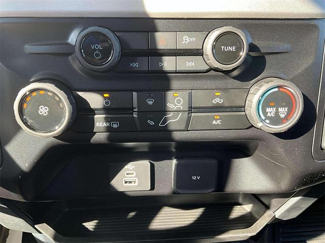 Photo of 2026 OXFORD WHITE Ford F-450