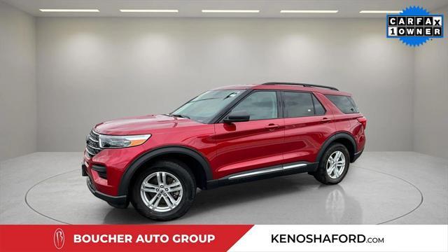 Photo of 2022 Rapid Red Metallic Tinted Clearcoat Ford Explorer