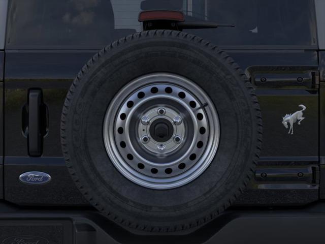 Photo of 2025 Shadow Black Ford Bronco