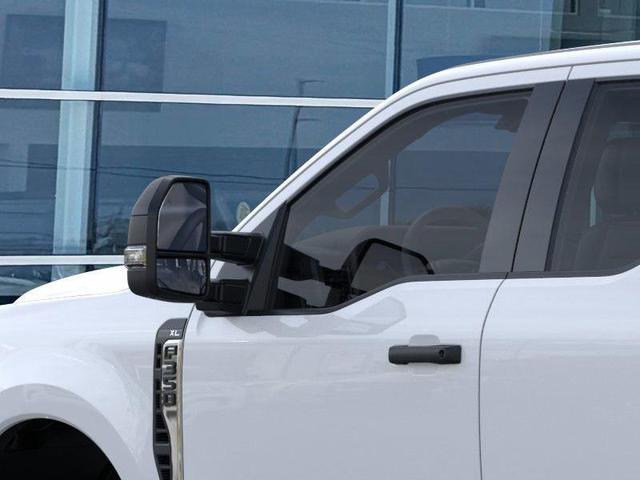 Photo of 2025 Oxford White Ford F-350