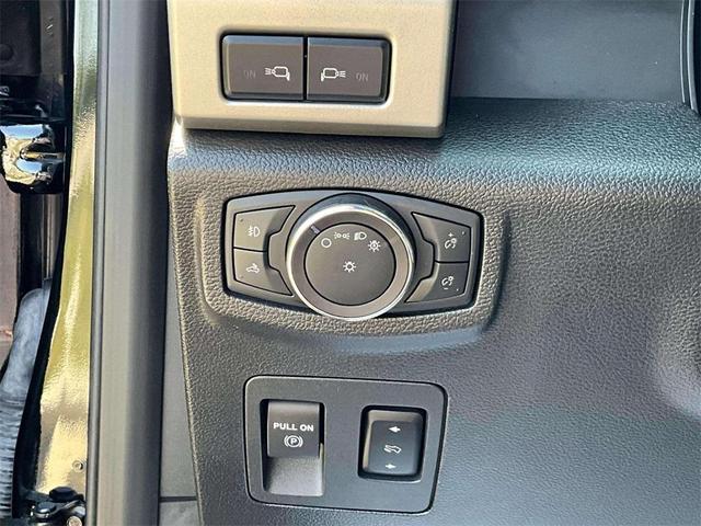 Photo of 2018 Shadow Black Ford F-150