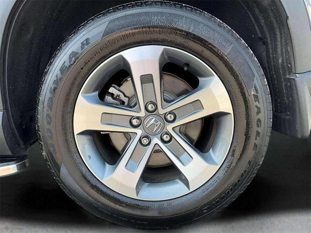 Photo of 2025 Gray Honda Pilot