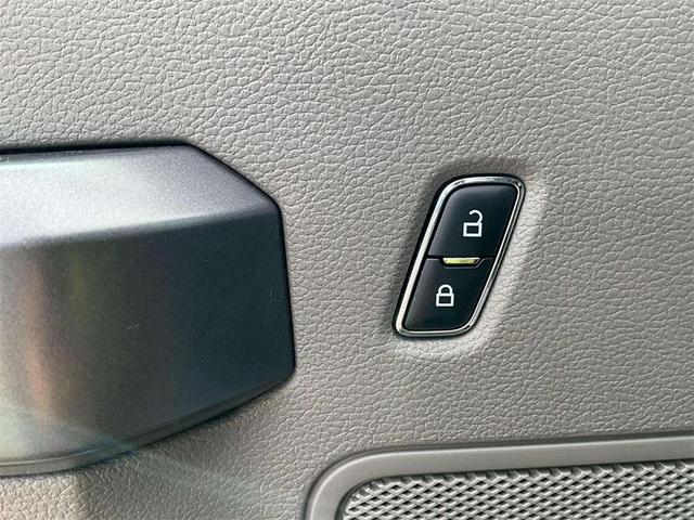 Photo of 2017 INGOT SILVER Ford F-150