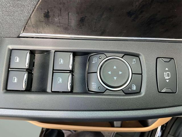 Photo of 2024 Agate Black Metallic Ford F-250