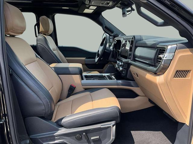 Photo of 2024 Agate Black Metallic Ford F-250