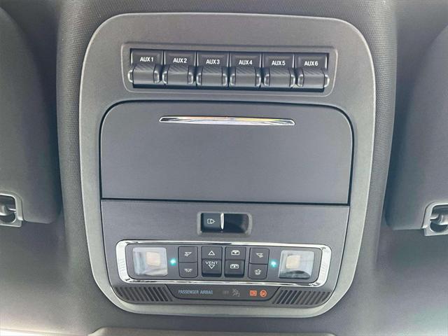 Photo of 2024 Agate Black Metallic Ford F-250