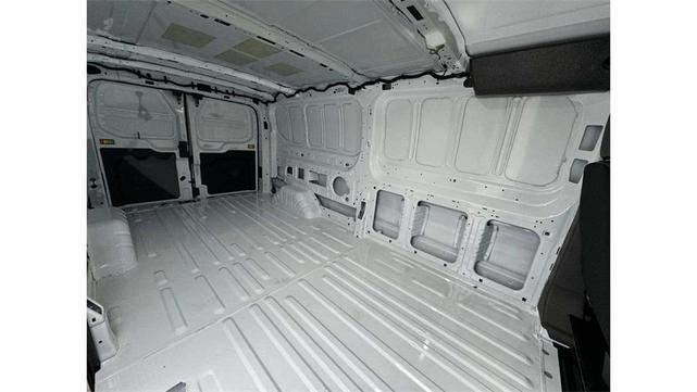 Photo of 2024 Oxford White Ford Transit-250