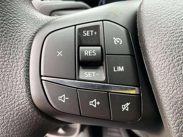Photo of 2025 Oxford White Ford Transit-350
