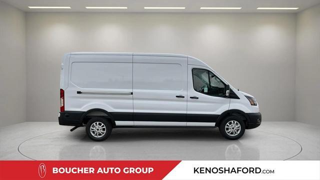 Photo of 2025 Oxford White Ford Transit-350