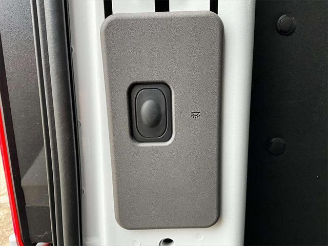 Photo of 2025 Oxford White Ford Transit-350