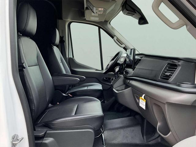 Photo of 2025 Oxford White Ford Transit-350