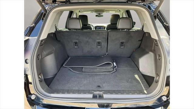 Photo of 2024 Ebony Twilight Metallic GMC Terrain