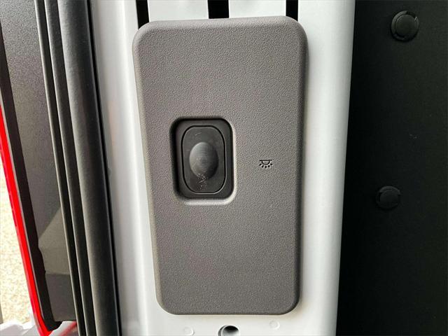 Photo of 2025 Oxford White Ford Transit-350