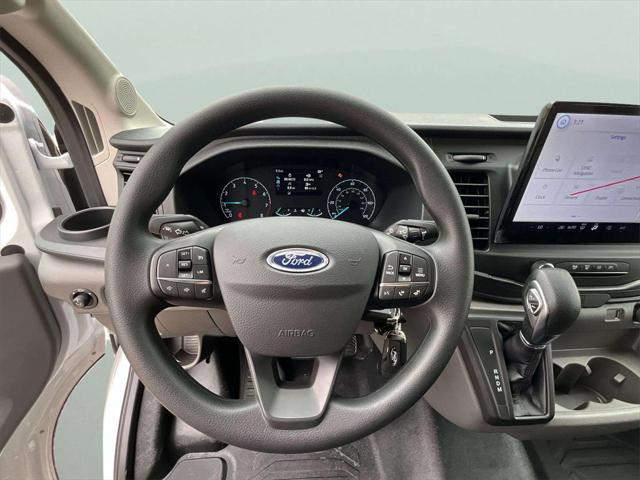 Photo of 2025 Oxford White Ford Transit-350