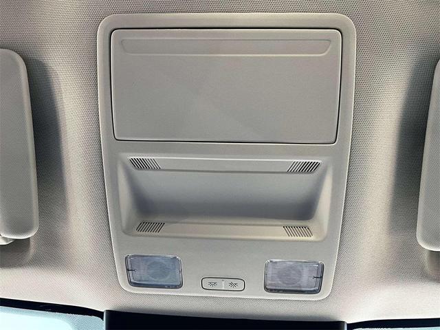 Photo of 2024 Oxford White Ford Maverick