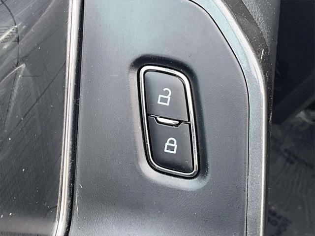 Photo of 2023 Iconic Silver Metallic Ford F-150