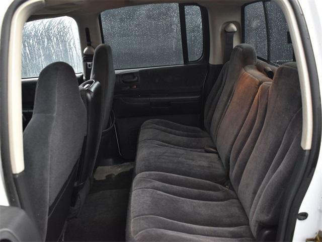 Photo of 2002 Bright White Clearcoat Dodge Dakota