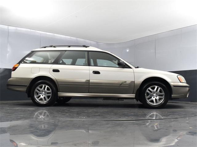 Photo of 2003 White Frost Pearl/Titanium Pearl Subaru Outback