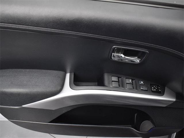 Photo of 2013 Cool Silver Metallic Mitsubishi Outlander
