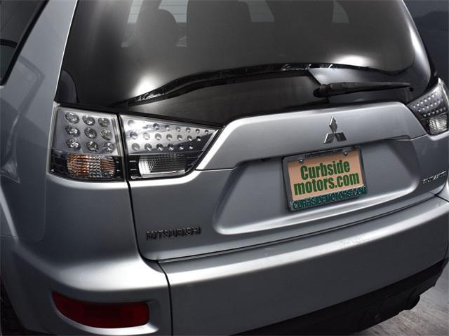 Photo of 2013 Cool Silver Metallic Mitsubishi Outlander