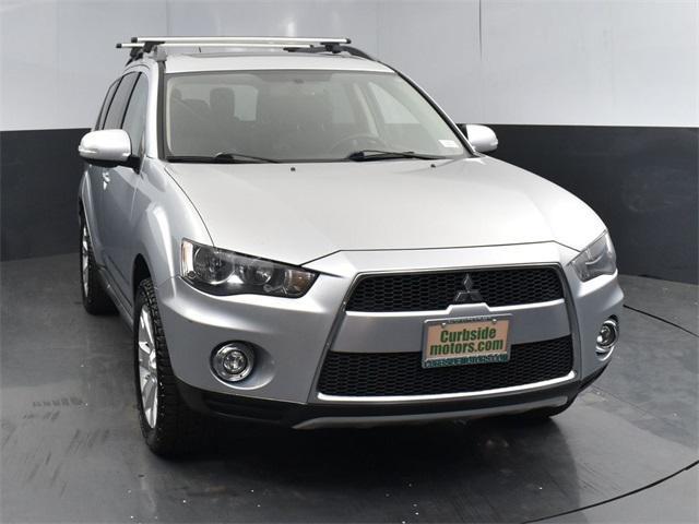 Photo of 2013 Cool Silver Metallic Mitsubishi Outlander