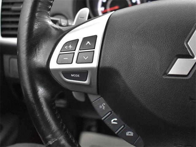 Photo of 2013 Cool Silver Metallic Mitsubishi Outlander