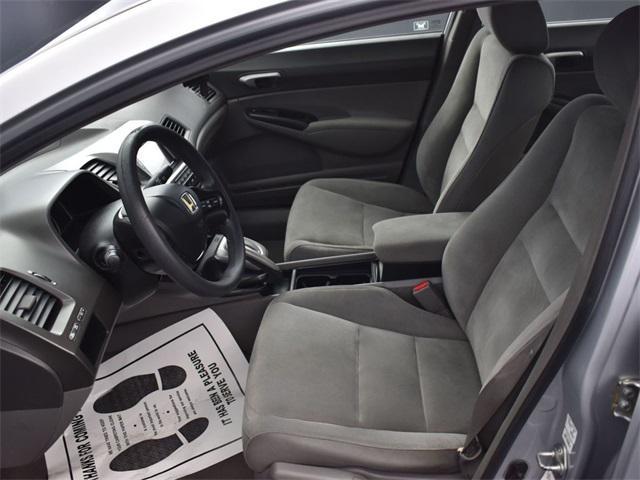 Photo of 2006 Alabaster Silver Metallic Honda Civic