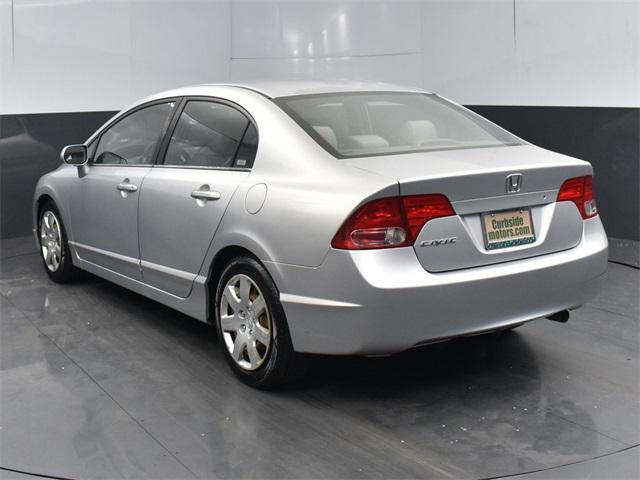 Photo of 2006 Alabaster Silver Metallic Honda Civic