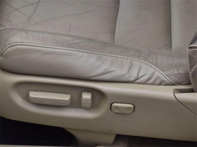 Photo of 2008 Green Tea Metallic Honda CR-V