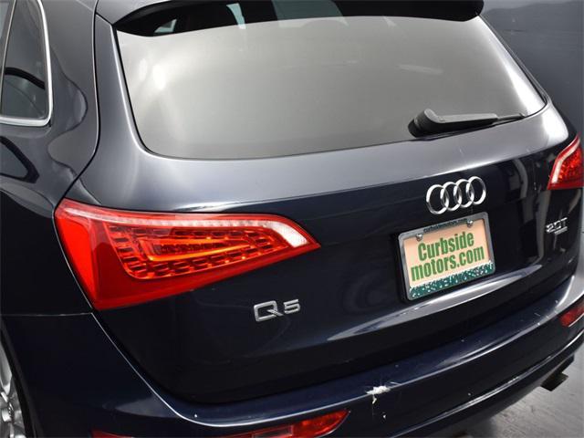 Photo of 2011 Deep Sea Blue Pearl Effect Audi Q5