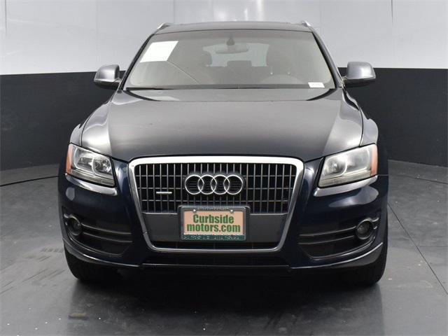 Photo of 2011 Deep Sea Blue Pearl Effect Audi Q5