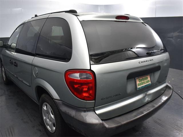 Photo of 2003 Bright Silver Metallic Clearcoat Dodge Caravan