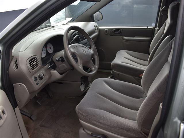 Photo of 2003 Bright Silver Metallic Clearcoat Dodge Caravan