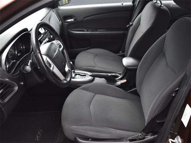 Photo of 2013 Deep Auburn Pearlcoat Chrysler 200
