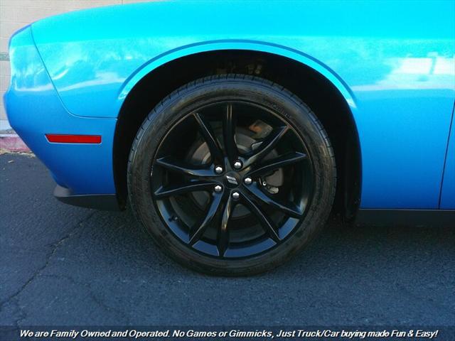 Photo of 2018 B5 Blue Pearl Coat Dodge Challenger