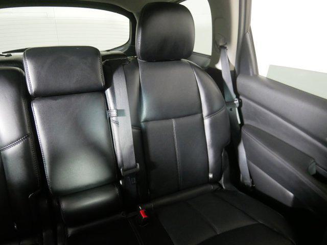 Photo of 2015 Brilliant Silver Nissan Pathfinder