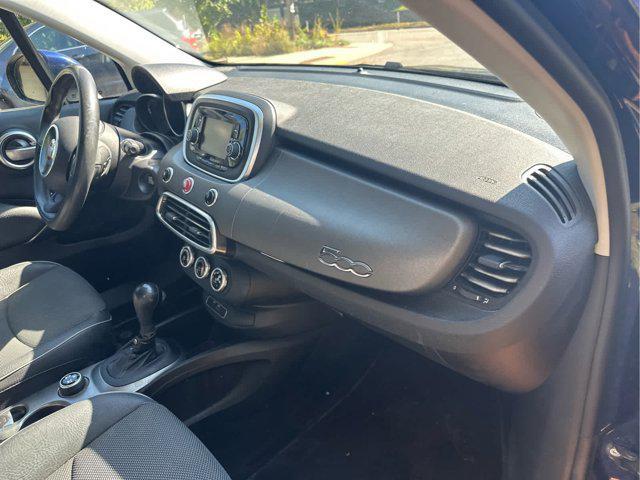 Photo of 2016 Blu Venezia (Blue Metallic) FIAT 500X