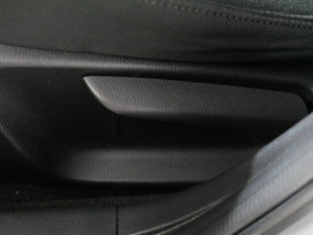 Photo of 2016 Liquid Silver Metallic Mazda Mazda3