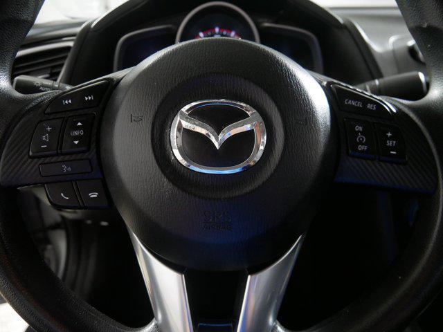 Photo of 2016 Liquid Silver Metallic Mazda Mazda3