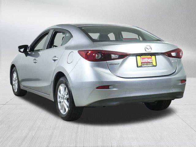 Photo of 2016 Liquid Silver Metallic Mazda Mazda3