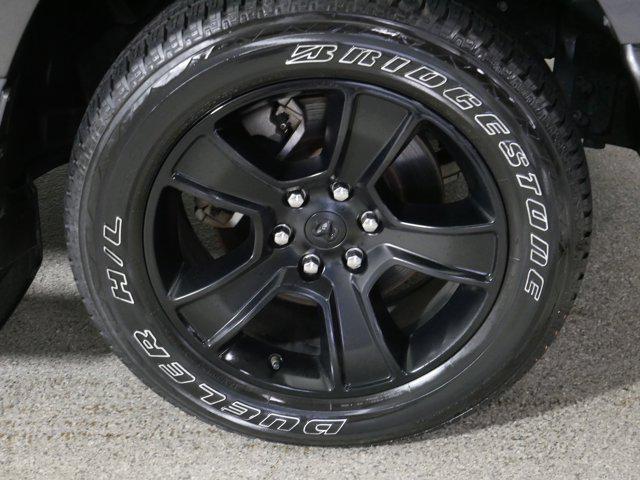Photo of 2022 Granite Crystal Metallic Clearcoat RAM 1500