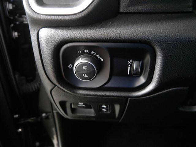 Photo of 2022 Granite Crystal Metallic Clearcoat RAM 1500