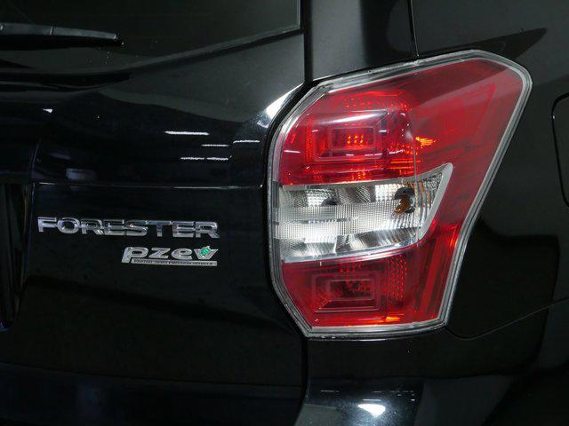 Photo of 2014 Crystal Black Silica Subaru Forester