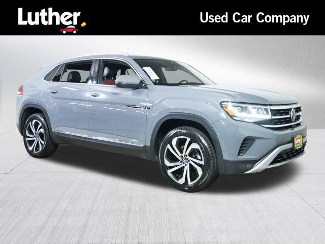Photo of 2021 Pure Gray Volkswagen Atlas Cross Sport