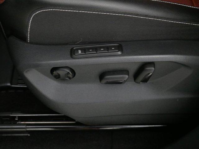 Photo of 2021 Pure Gray Volkswagen Atlas Cross Sport