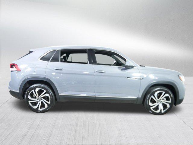 Photo of 2021 Pure Gray Volkswagen Atlas Cross Sport