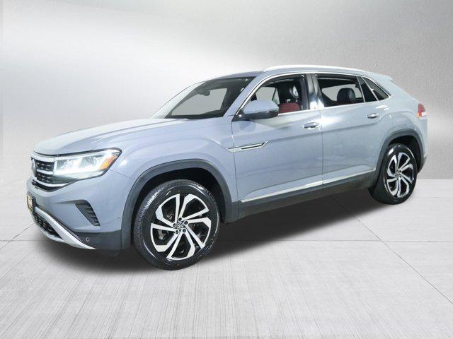 Photo of 2021 Pure Gray Volkswagen Atlas Cross Sport