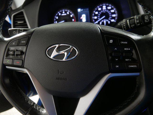 Photo of 2016 Caribbean Blue Hyundai TUCSON
