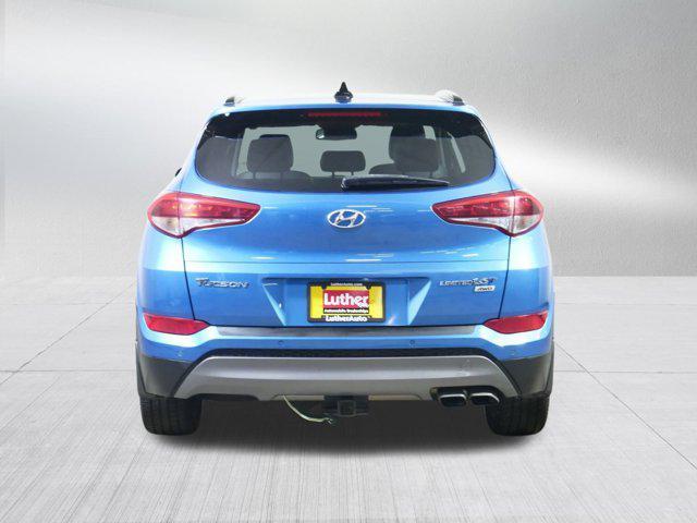 Photo of 2016 Caribbean Blue Hyundai TUCSON