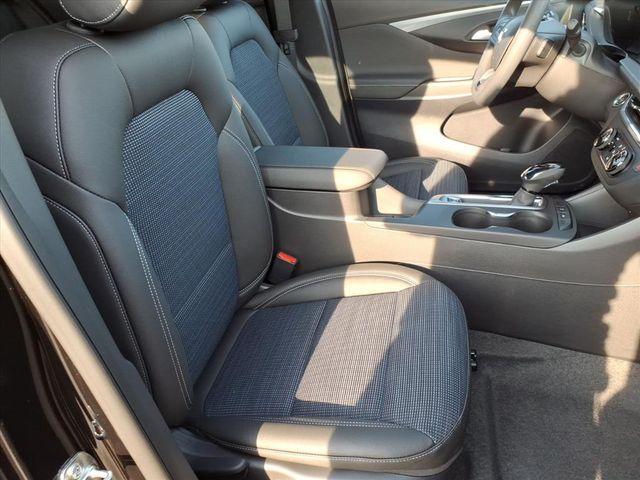 Photo of 2026 Ebony Twilight Metallic Buick Envista